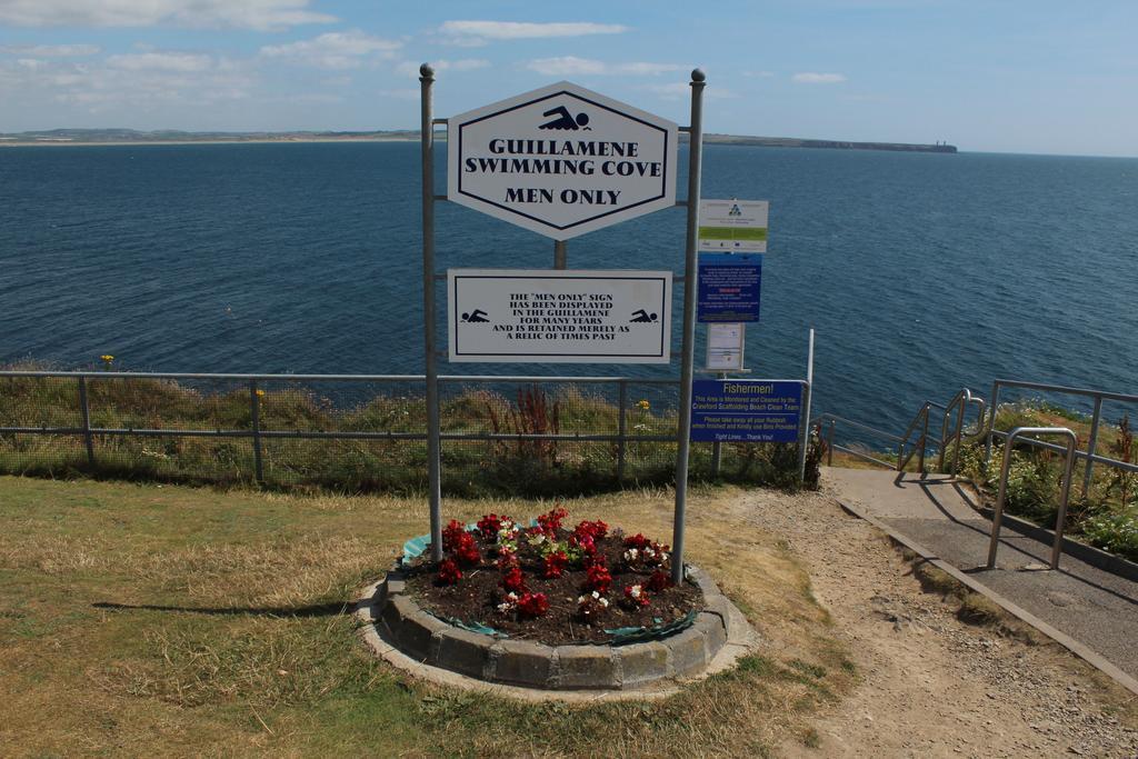 Seacourt Accommodation Tramore - Adult Only Buitenkant foto